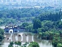 亚洲av日韩精品久久久久久-探索亚洲文化多样性的细腻视角,日韩影视艺术的独特魅力
